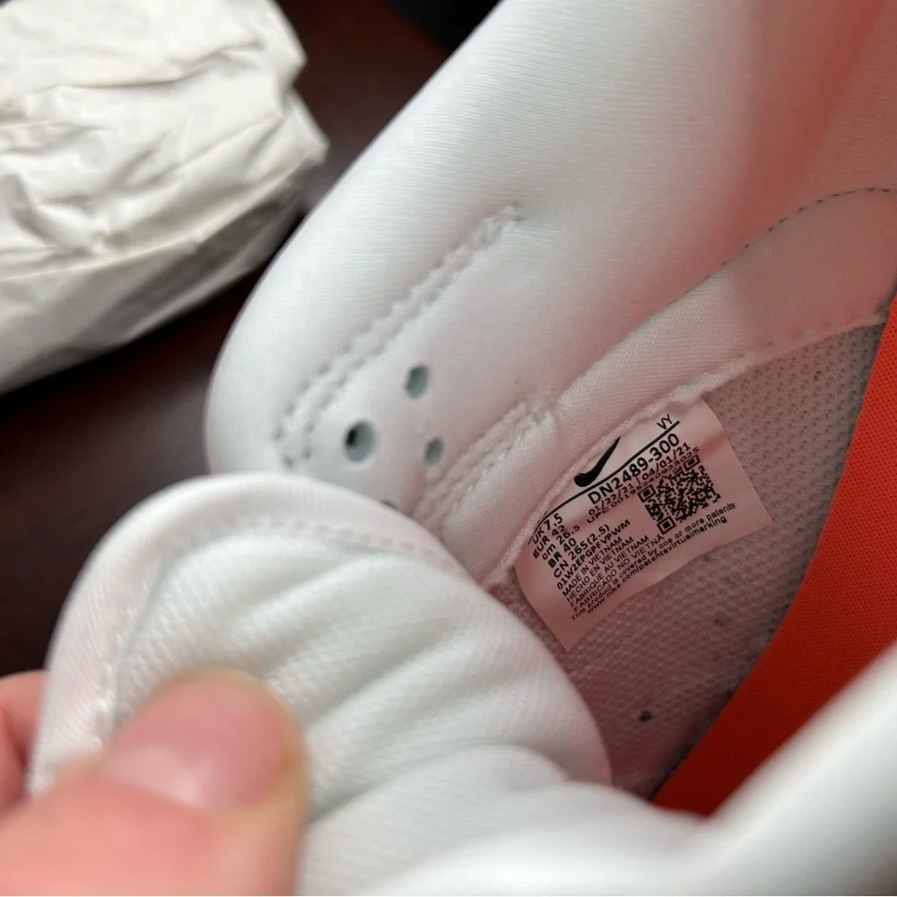Nike Dunk Low SE NY vs. NY (8.5M/10W) ~NY Knicks~